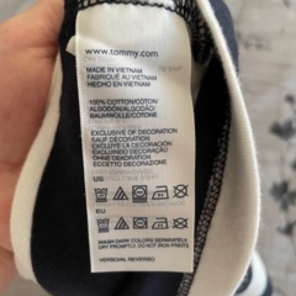 Tommy Hilfiger Women's Cotton Short-sleeve Stripe V-neck Top - Picture 6 of 7